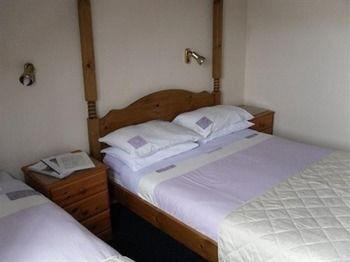 The Isles Inn Portree Ngoại thất bức ảnh